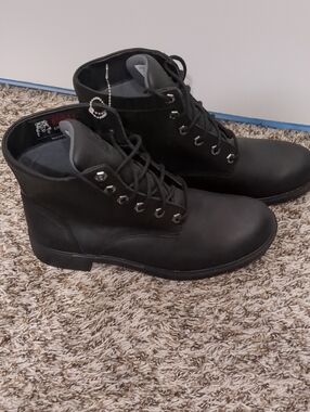Kodiak Black Lace-Up Women's Ankle Boots